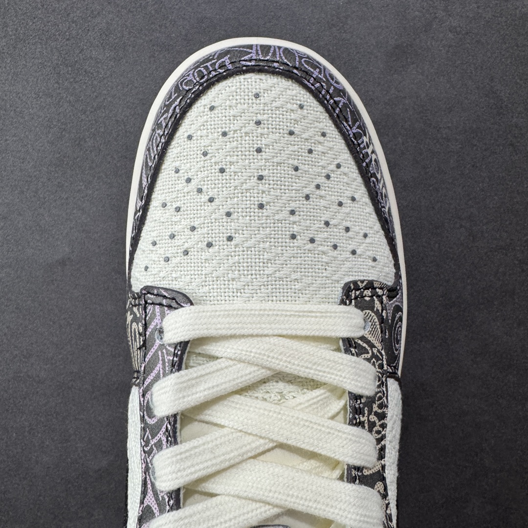 
【定制版】Nike SB Dunk Low “Dior 联名—白紫渐变四勾”高端定制 低帮休闲板鞋 
