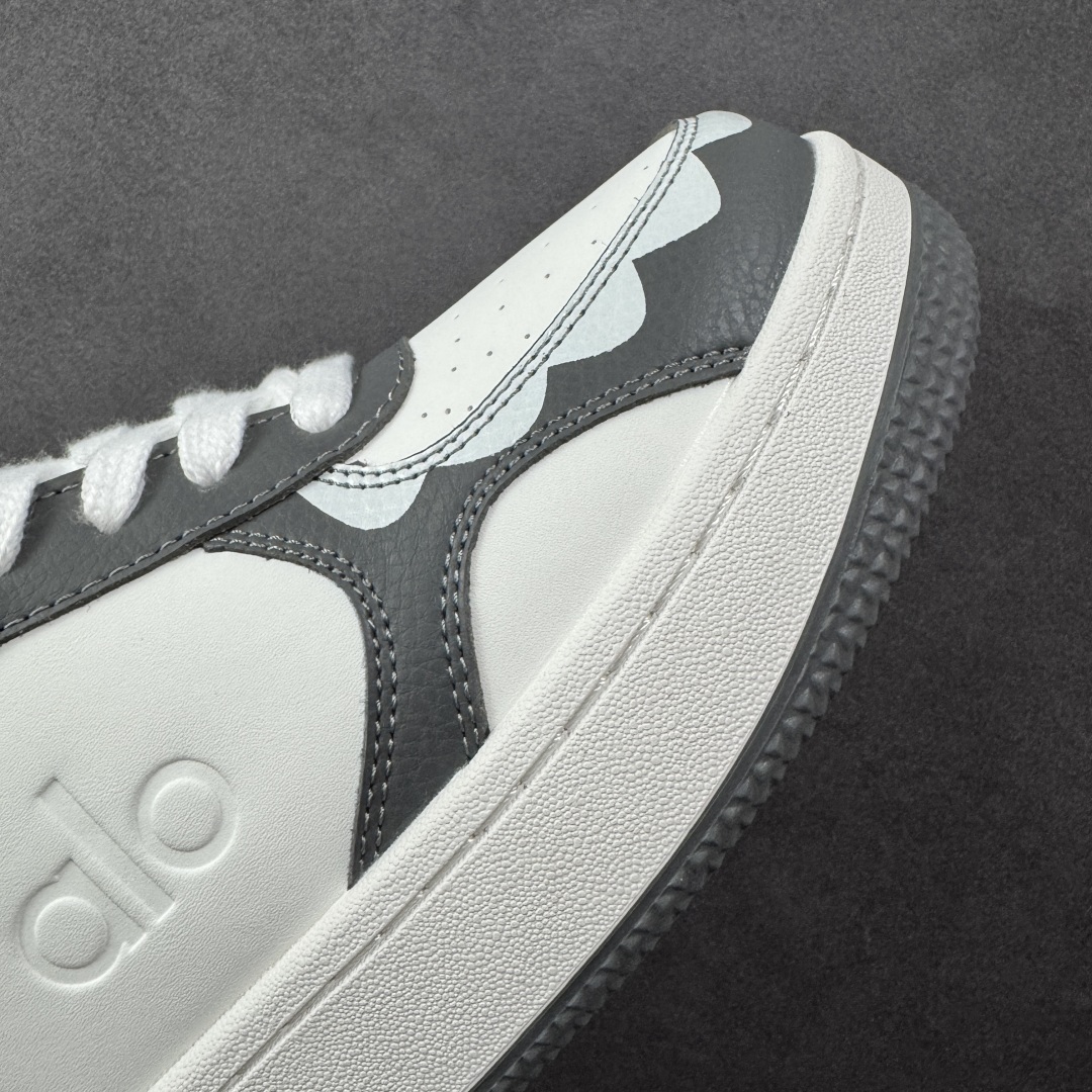 图片[5]-【定制版】Alo Yoga Recovery Mode 拉布布，人气单品 舒适简约防滑耐磨低帮休闲板鞋 白 #Alo Yoga于2007年创立于洛杉矶，意在传播有意识的运动，同时激发人们的健康意识与创造力。品牌的核心理念在于制作能够带来完美体验的瑜伽服饰与功能性单品，让有意识的运动融入并改变生活。 尺码：36-45 编码：CCB260270-选品中心