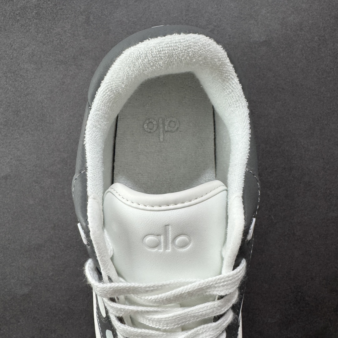 图片[7]-【定制版】Alo Yoga Recovery Mode 拉布布，人气单品 舒适简约防滑耐磨低帮休闲板鞋 白 #Alo Yoga于2007年创立于洛杉矶，意在传播有意识的运动，同时激发人们的健康意识与创造力。品牌的核心理念在于制作能够带来完美体验的瑜伽服饰与功能性单品，让有意识的运动融入并改变生活。 尺码：36-45 编码：CCB260270-选品中心