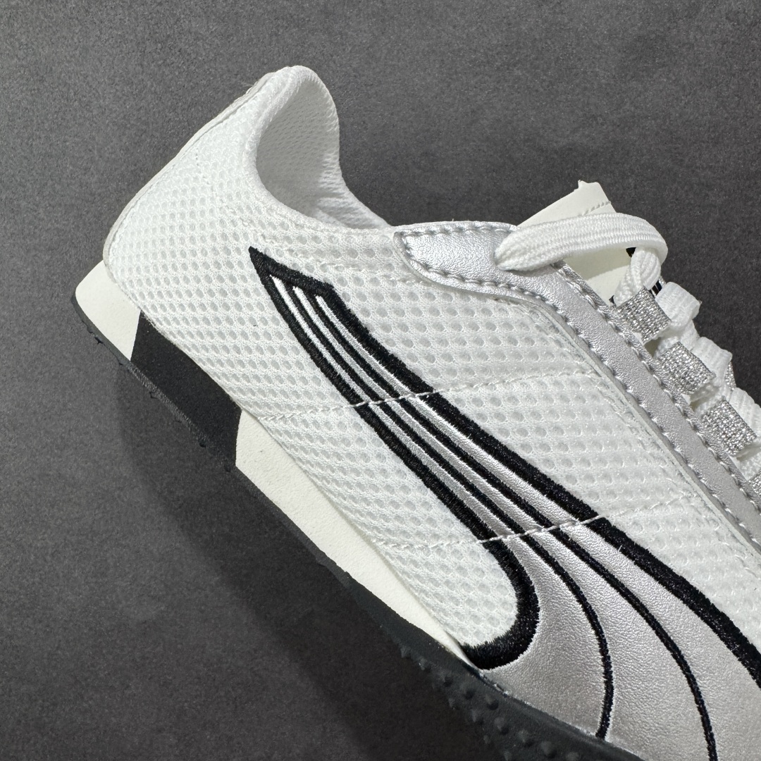 图片[6]-【公司级】彪马Puma H-Street 低帮专业越野德训鞋 PUMA H-STREET的设计巧妙融合了经典与创新 透气网面鞋身是对复古运动美学的致敬 它不仅延续了PUMA一贯的运动基因 更保证了穿着时的舒适度与透气性 让双脚在夏日也能自由“呼吸” 经典的鞋型设计 带着岁月沉淀的韵味 货号： 403692 02 尺码： 36 36.5 37 38 38.5 39 40 40.5 41 42 42.5 43 44 45 46-选品中心