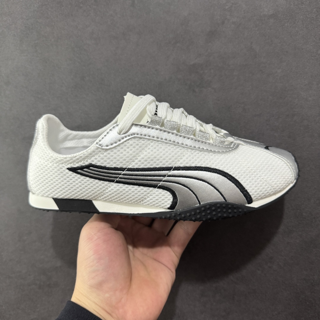 【公司级】彪马Puma H-Street 低帮专业越野德训鞋 PUMA H-STREET的设计巧妙融合了经典与创新 透气网面鞋身是对复古运动美学的致敬 它不仅延续了PUMA一贯的运动基因 更保证了穿着时的舒适度与透气性 让双脚在夏日也能自由“呼吸” 经典的鞋型设计 带着岁月沉淀的韵味 货号: 403692 02 尺码: 36 36.5 37 38 38.5 39 40 40.5 41 42 42.5 43 44 45 46-选品中心