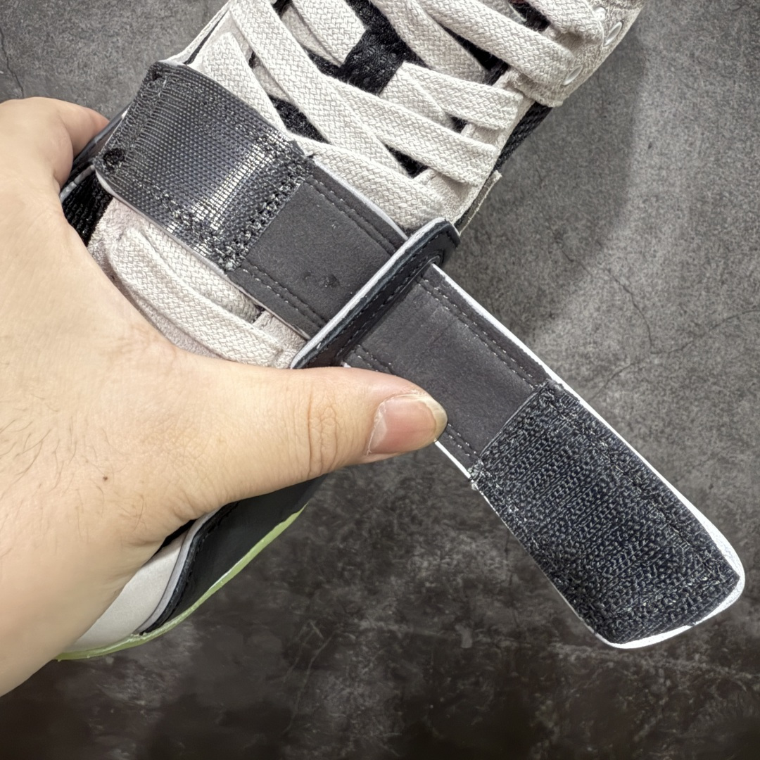 图片[5]-【Top纯原】Travis Scott x Air Jordan Jumpman Jack TR TS联名款 倒钩 复古文化篮球鞋 IH7971-001 原鞋原档案数据 原厂皮料打造 平台外贸 高端零售专供品质 整体鞋身棕色部位采用台湾隆长棉麻布料 配件鞋盒完全同步原厂 整体版型质感 用料细节都绝不含糊 尺码：40 40.5 41 42 42.5 43 44 44.5 45 46 47.5 48.5-选品中心