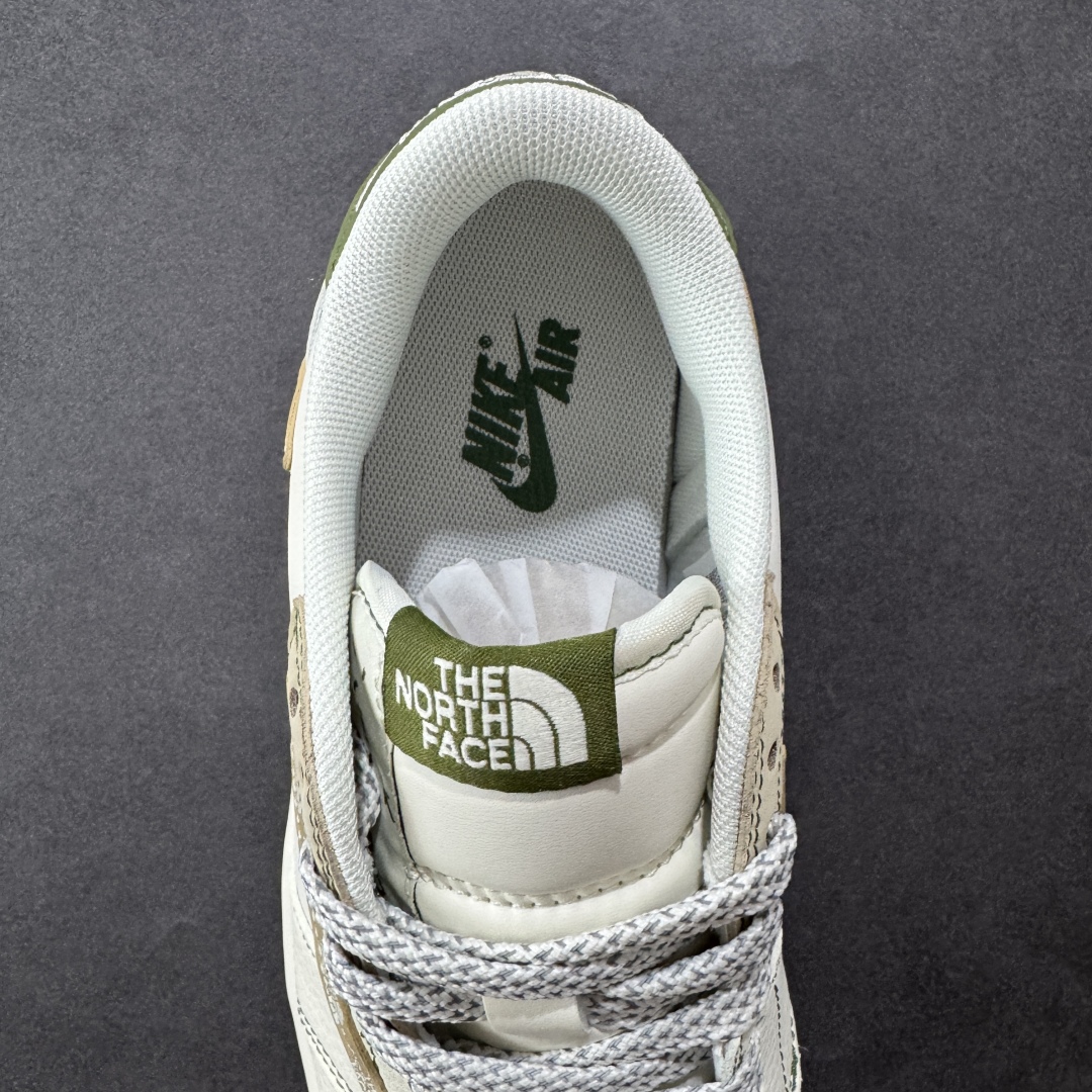 定制版The North Face x Air Jordan 1 Low 印字米白卡其绿  QW5088-204