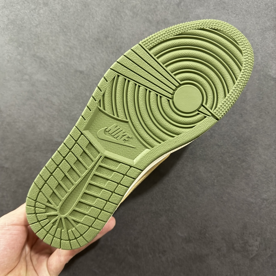 定制版The North Face x Air Jordan 1 Low 印字米白卡其绿  QW5088-204