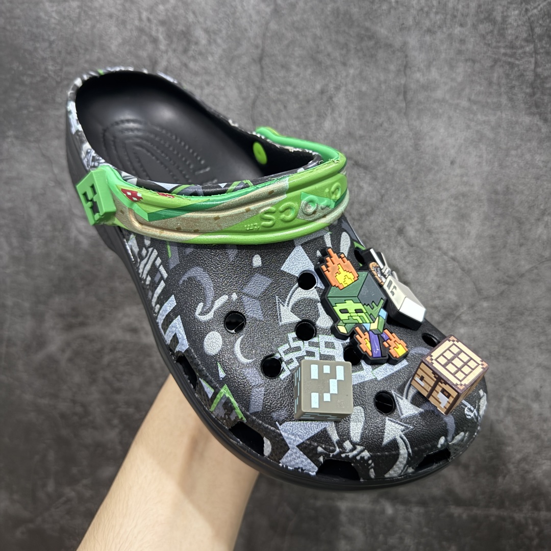 图片[3]-【莞产版本】Crocs 卡骆驰 我的世界联名款洞洞鞋，超酷像素风格设计！带专属Minecraft主题鞋花，防滑耐磨透气，适合春夏户外穿着～ 配件自装 丢失扣10 尺码： M4=36-37 M5=37-38 M6=38-39 M7=39-40 M8=41-42 M9=42-43 M10=43-44 M11=45-46-选品中心