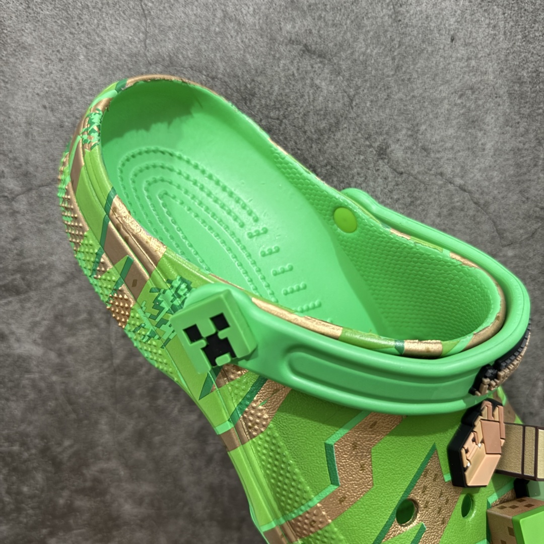 图片[7]-【莞产版本】Crocs 卡骆驰 我的世界联名款洞洞鞋，超酷像素风格设计！带专属Minecraft主题鞋花，防滑耐磨透气，适合春夏户外穿着～ 配件自装 丢失扣10 尺码： M4=36-37 M5=37-38 M6=38-39 M7=39-40 M8=41-42 M9=42-43 M10=43-44 M11=45-46-选品中心
