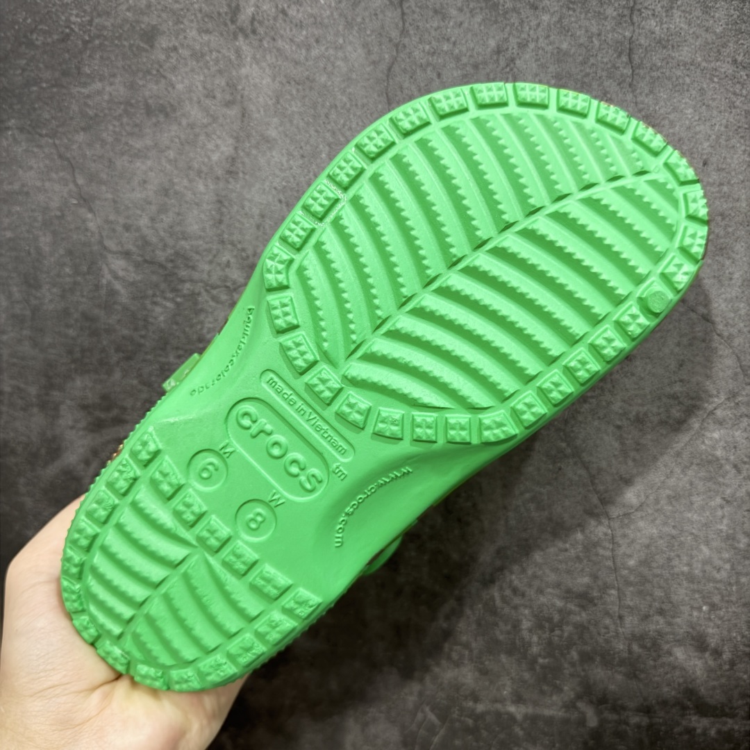 图片[9]-【莞产版本】Crocs 卡骆驰 我的世界联名款洞洞鞋，超酷像素风格设计！带专属Minecraft主题鞋花，防滑耐磨透气，适合春夏户外穿着～ 配件自装 丢失扣10 尺码： M4=36-37 M5=37-38 M6=38-39 M7=39-40 M8=41-42 M9=42-43 M10=43-44 M11=45-46-选品中心
