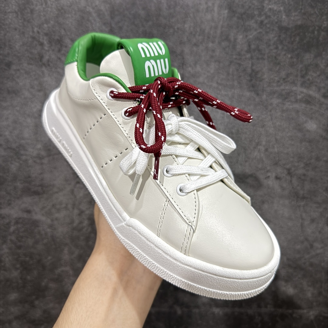  
【广东纯原版本】MiuMiu 百搭单品缪家早春新款 主打最新款 休闲小白鞋上新复古有时髦 上脚美炸了