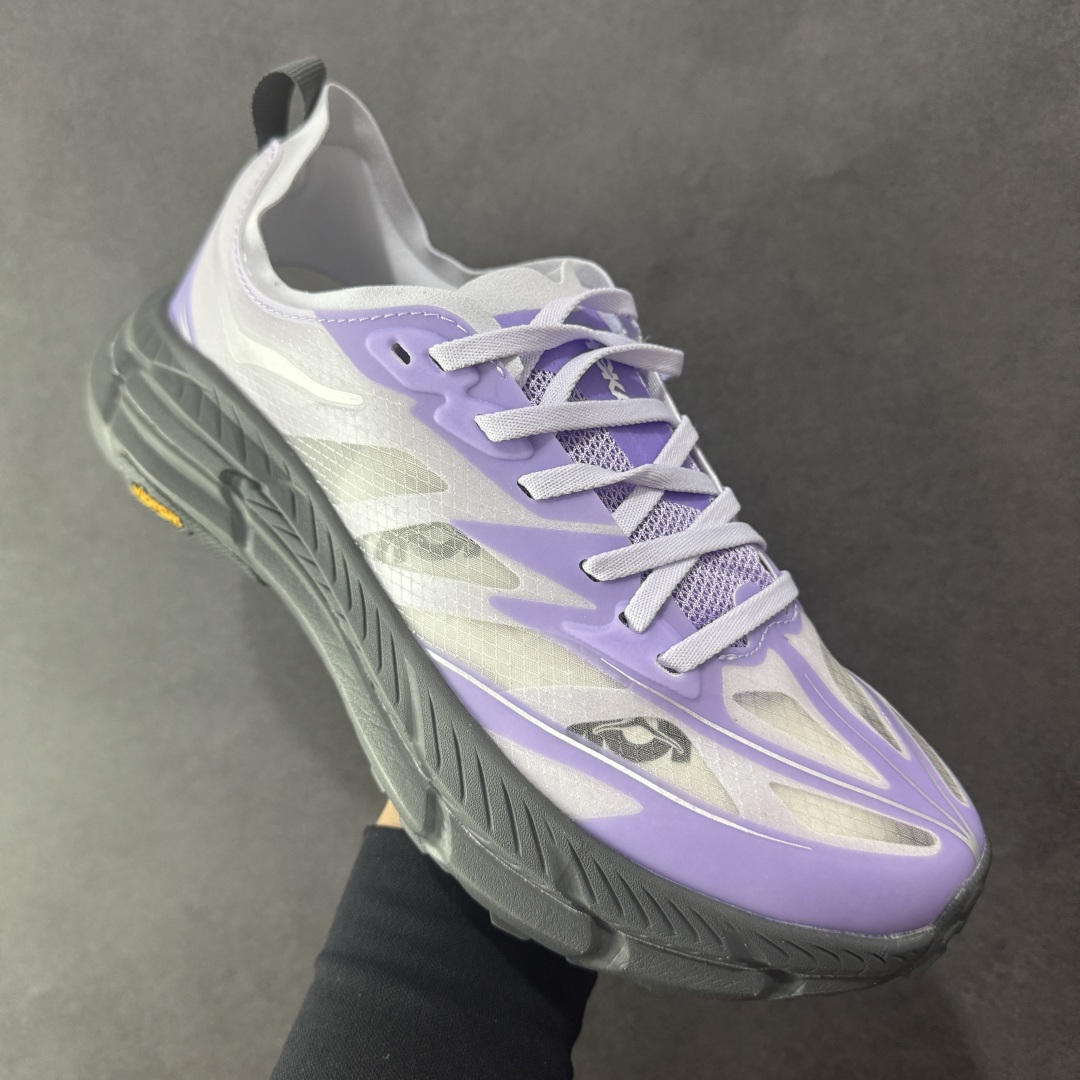 图片[3]-【公司级】Hoka Mafate Speed 4 Lite 马法特四代超轻厚底轻量山地跑步鞋 1168450 SLWS  #轻量化材料Fresh Foam。超轻量中底全部用料过3C认证！ 滚动平衡科技减少33%能量消耗 ！第二代Mafate更是延续精髓设计，并调整了整体的鞋型，修身的鞋型，更加灵巧的感觉一下子来了。外底韧弹感十足的EVA泡绵，结合Vibram橡胶大底，性能稳定输出，无论是平时穿着还是在潮湿的梅雨季节跑步，都是非常优秀的搭配。  尺码：36 36.5 37 38 38.5 39 40 40.5 41 42 42.5 43 44 45 编码：AMC270280-选品中心