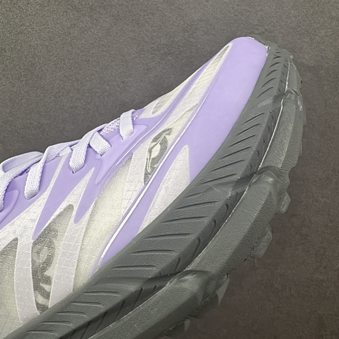 图片[5]-【公司级】Hoka Mafate Speed 4 Lite 马法特四代超轻厚底轻量山地跑步鞋 1168450 SLWS  #轻量化材料Fresh Foam。超轻量中底全部用料过3C认证！ 滚动平衡科技减少33%能量消耗 ！第二代Mafate更是延续精髓设计，并调整了整体的鞋型，修身的鞋型，更加灵巧的感觉一下子来了。外底韧弹感十足的EVA泡绵，结合Vibram橡胶大底，性能稳定输出，无论是平时穿着还是在潮湿的梅雨季节跑步，都是非常优秀的搭配。  尺码：36 36.5 37 38 38.5 39 40 40.5 41 42 42.5 43 44 45 编码：AMC270280-选品中心