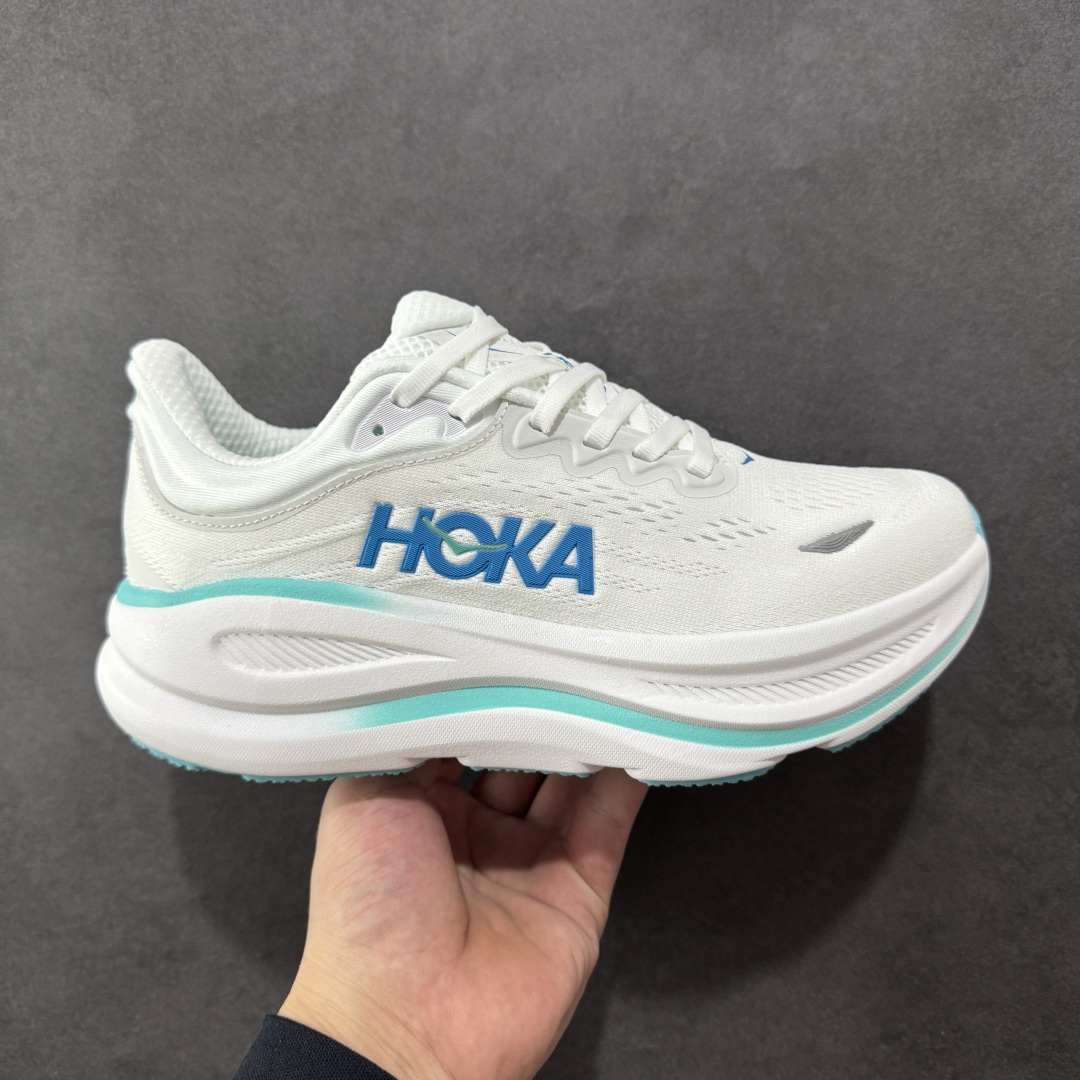 【纯原版】HOKA ONE ONE Bondi 9 机能缓震跑鞋  #鞋面部分采用工程网眼面料,可以确保必要的透气性能。使用了全新的莱卡橡筋,这大大提升了鞋面的硬度,由此增加鞋面的支撑性能。后掌33mm、前掌29mm的超厚Soft EVA中底,比传统的EVA材料还要柔软30%  货号:1162011/WKB 尺码:36 37 38 39 40 40.5 41 42 42.5 43 44 44.5 45-选品中心