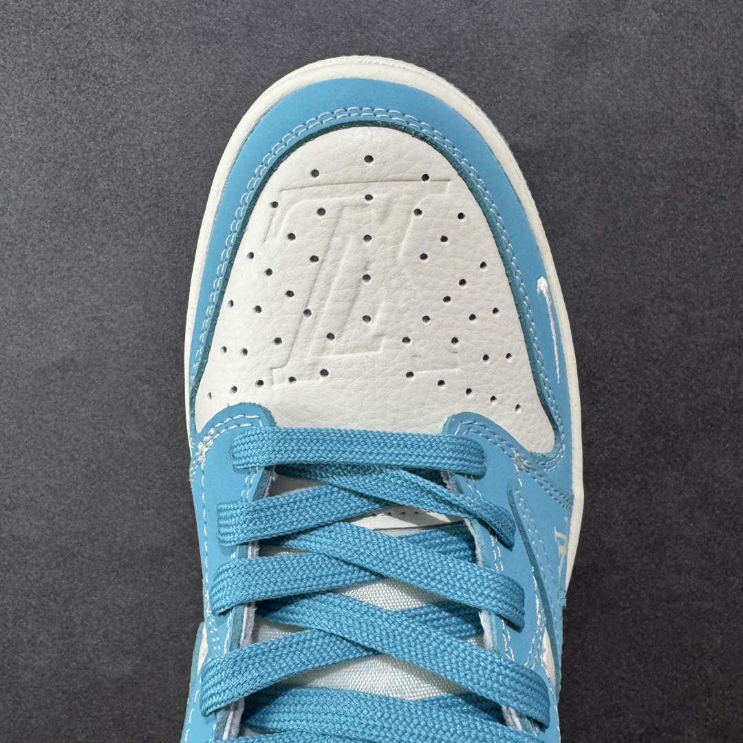 定制版Travis Scott x Fragment Design x Air Jordan 1 Low OG SP AJ1 乔1 LV联名 浅天蓝 低帮文化休闲板鞋  LD2025-034