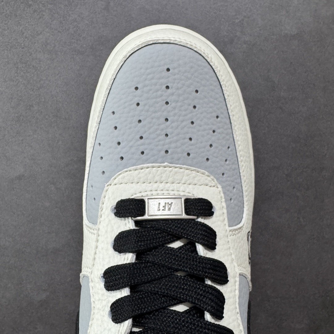 定制版Nike Air Force 1'07 Low 泡泡玛特联名 白灰黑金 空军一号低帮休闲板鞋  SC0601-564
