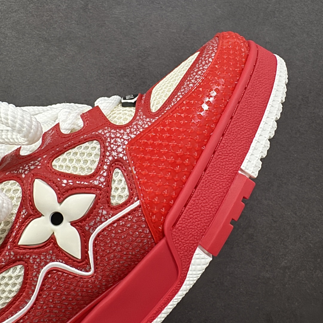 图片[5]-【纯原礼盒版】Louis Vuitton LV Skate时装走秀圆头系带运动鞋 完美鞋型超高的清洁度 零毛边线头瑕疵 全套原楦原纸版原鞋开模 全网最具灵魂的版型 正确原装黄色鞋盒 正确中底印花 鞋面印花3D高频深度立体 全鞋电脑针车 紧密相连 针距密度一致 环保乳胶注塑鞋垫 厚度脚感还原原版 皮面裁剪部位 统一油边封口工艺 原装橡胶大底含胶量大底组合零偏差 专柜全套包装 防尘袋 说明书 质保卡 男女鞋 尺码：40 41 42 43 44 45 46-选品中心