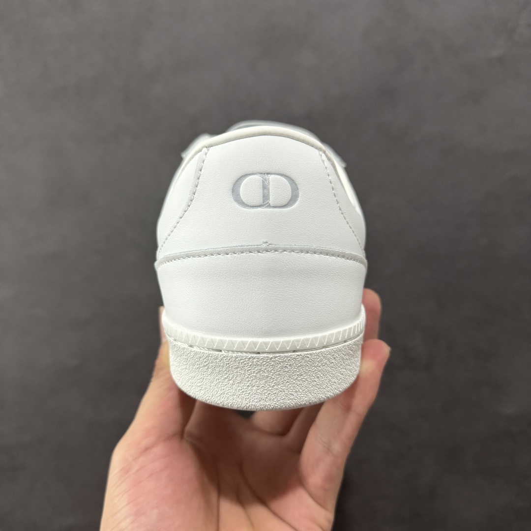  
【公司级】𝐃𝐢𝐨𝐫 𝟮𝟱𝐏𝐫𝐞-𝐅𝐚𝐥𝐥 𝐁𝐞𝐫𝐥𝐢𝐧 𝟬𝟭 迪奥B01情侣款休闲德训鞋小白鞋运动鞋