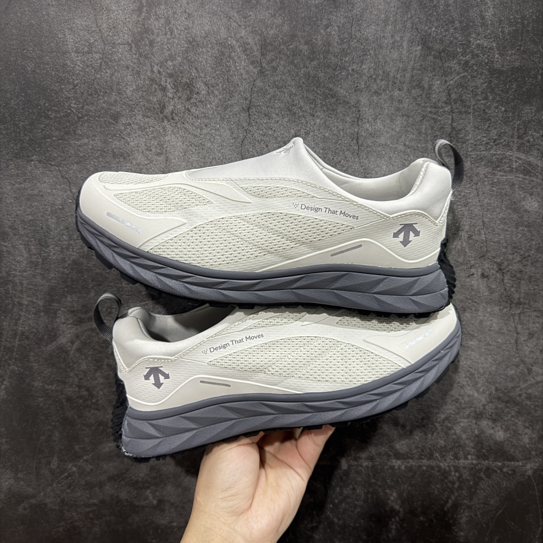  
【W1版本】DESCENTE Terraind Slip-on迪桑特一脚蹬系列轻盈缓震透气鞋面时尚休