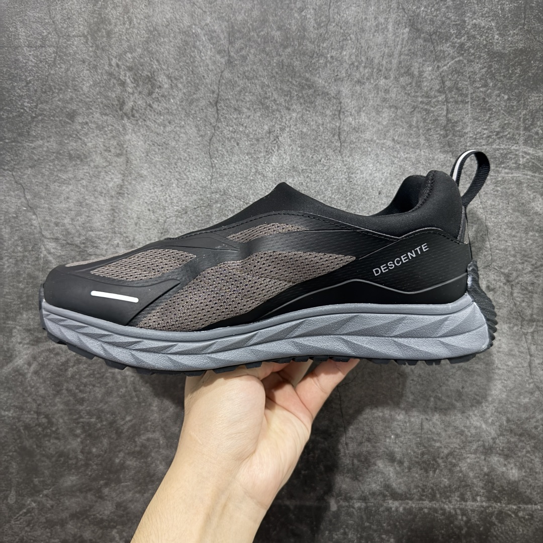  
【W1版本】DESCENTE Terraind Slip-on迪桑特一脚蹬系列轻盈缓震透气鞋面时尚休