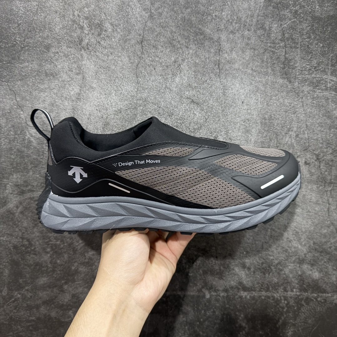  
【W1版本】DESCENTE Terraind Slip-on迪桑特一脚蹬系列轻盈缓震透气鞋面时尚休
