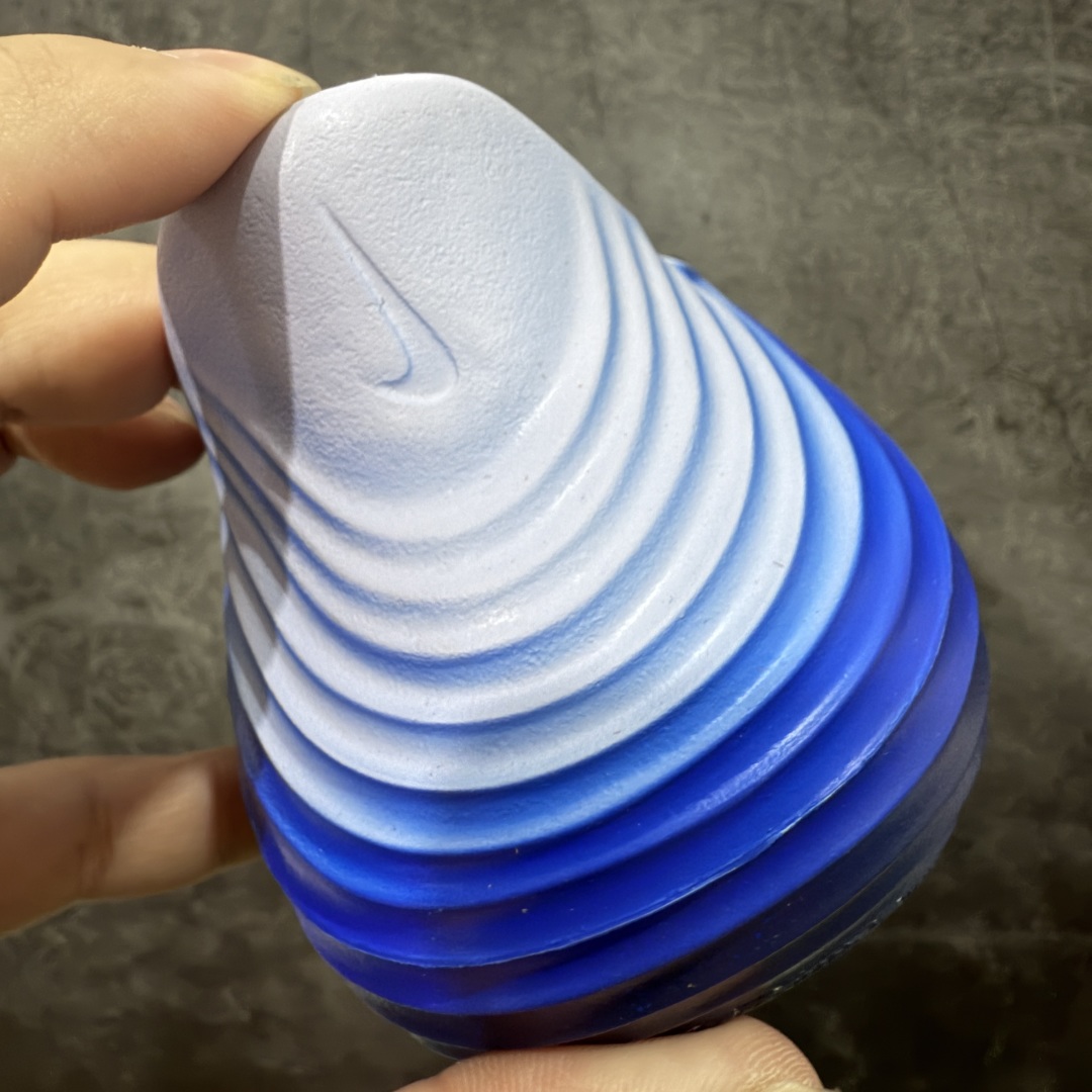 图片[2]-【LW版本】Nike Reactx Rejuven 8 耐克新款夏季沙滩凉鞋拖鞋洞洞鞋 IB6366-400 市场最高版本 没有之一 品质细节远远超越市面版本 欢迎对比 脚感材料都是原版同步 比市场货好太多 正确组合底 超高清洁度 完美版型 区别市面通货 采用质感柔软且出众回弹的 ReactX泡绵，发泡组合大底 脚感十分舒适，缔造非凡舒适的日常穿着体验，助你保持活力。  尺码：36-49.5 建议选大半码到一码-选品中心