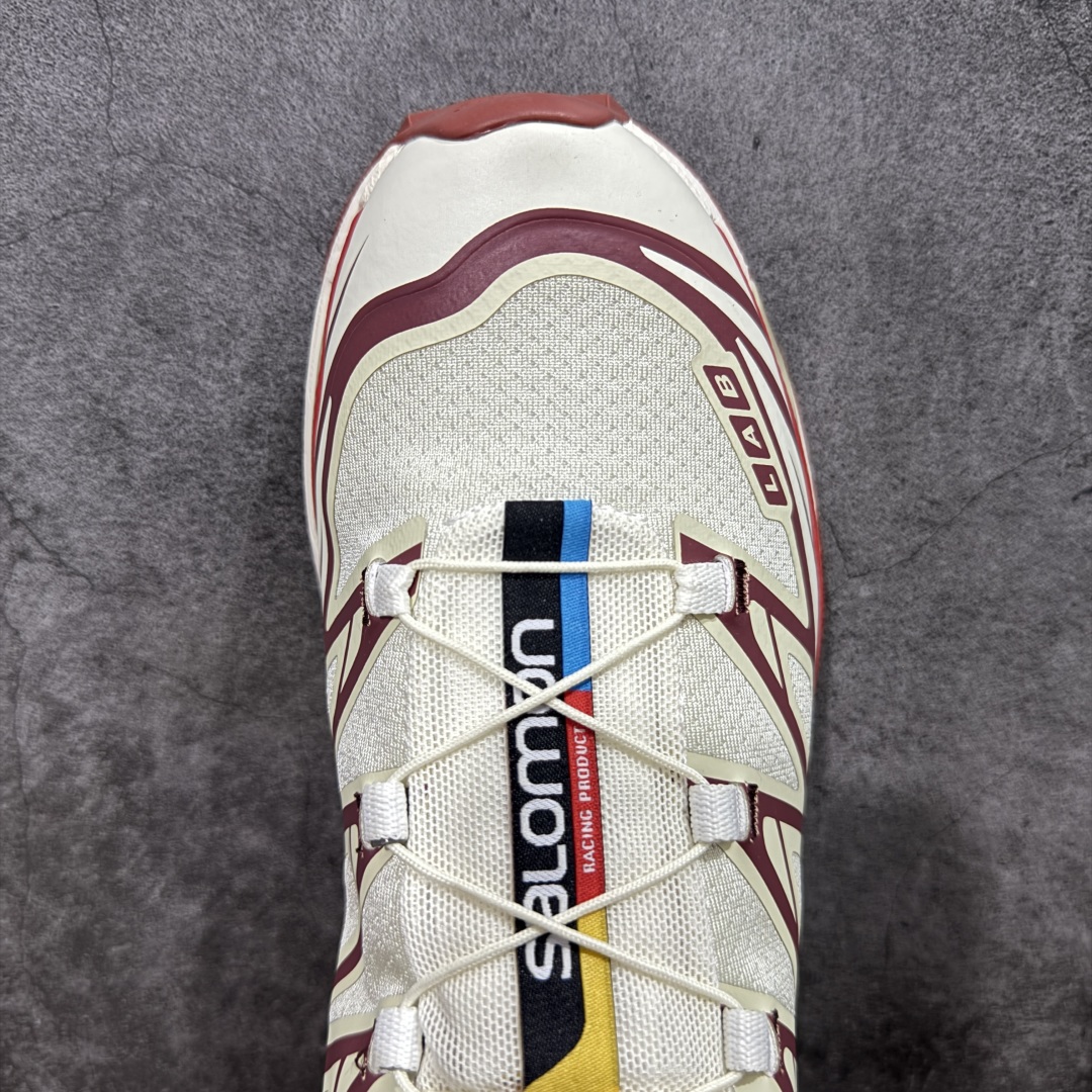图片[5]-【巅峰版】 Salomon XT-6 米棕白色 萨洛蒙复古潮流户外机能登山跑鞋 475823 纯原外贸平台特供订单 耗时半年巨作 全套原纸板楦头开发 原厂特供网布配套加持 确保原汁原味 完美呈现版型 原档数据独家私模五层组合大底 原装Ortholite轻量化鞋垫 中底布带钢印编号 原厂TPU锁扣 进口港宝加持 后跟自然饱满 还原公司包裹性 鞋面以“锯齿”状的包裹系统呈现 在基色底之下加入了各种色点缀 将公司的最新技术和时尚前卫的造型融入耐用的长跑款式中 鞋面由 TPU 薄膜制成 并焊接在高耐磨网眼上 使其既时尚又坚固 由 ACS底盘支撑 可增强稳定性和支撑力 以及由橡胶凸耳 Contragrip外底覆盖的 EVA 缓冲中底 旨在应对崎岖的地形 鞋舌上的彩色Salomon 标签、Quicklace 系统以及鞋头、鞋舌和鞋跟上的附加品牌使细节更加完美 让穿着者可以轻松驾驭户外与通勤下的任何运动生活场景 无缝鞋身户外随意纵横 颜值与脚感兼备 出街通勤 绝对非常吸睛 你值得拥有 尺码：36 36.5 37.5 38 38.5 39 40 40.5 41 42 42.5 43 44 44.5 45-选品中心