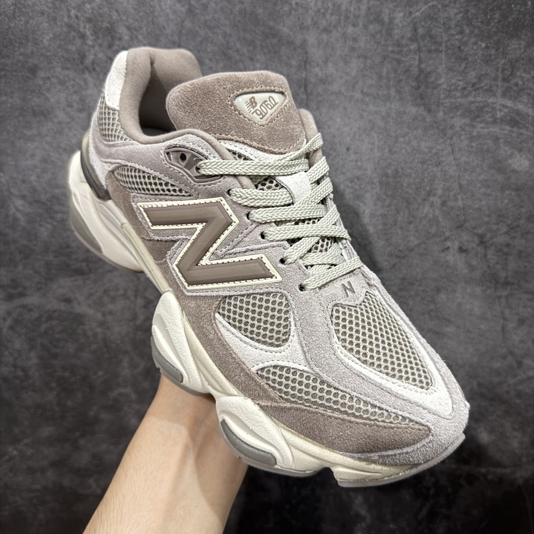 纯原版 New Balance NB9060 联名款 复古休闲运动慢跑鞋 棕灰色 U9060ERC