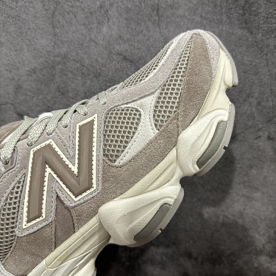 纯原版 New Balance NB9060 联名款 复古休闲运动慢跑鞋 棕灰色 U9060ERC