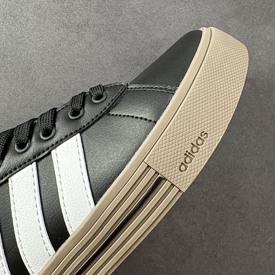  
Adidas Barreda Daily 4.0 阿迪舒适减震低帮休闲板鞋 

货号：JR0086-
