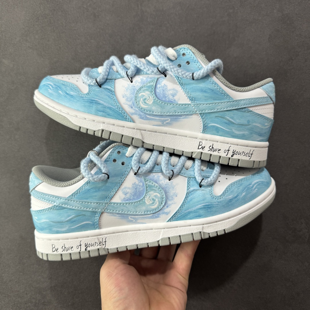  
【YC版】Nike Dunk Low 月下碧波行 天蓝色
此款以淡雅湖水蓝为基调，泼洒出月下波光的静