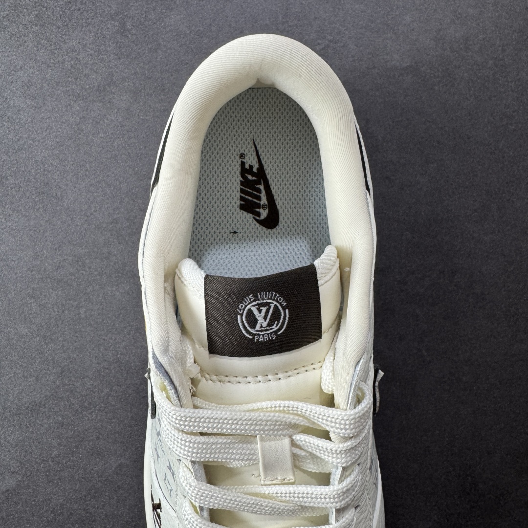  
【定制版】Nike SB Dunk Low“LV 拉布布 三方联名——白咖啡”  高端定制 低帮休闲