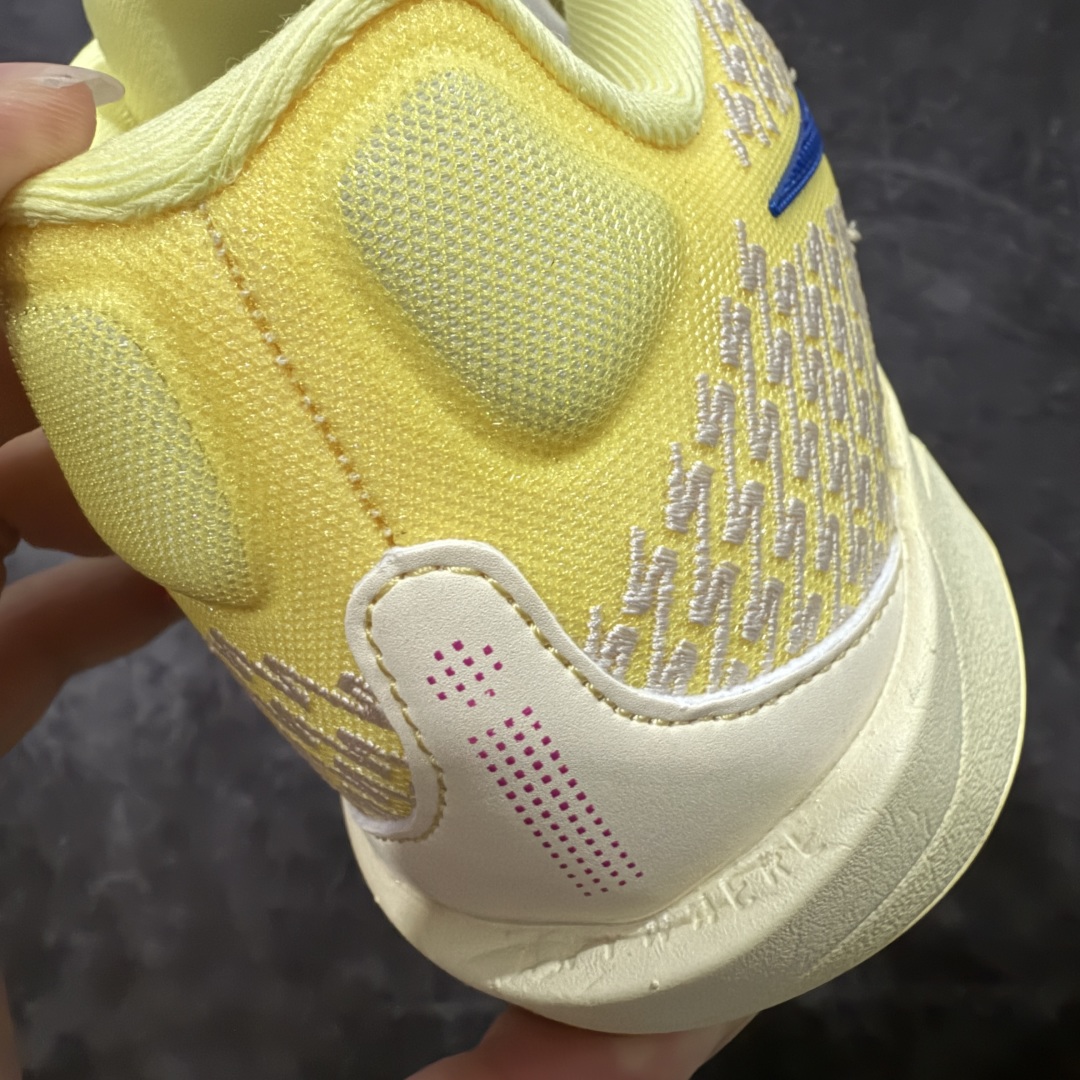 图片[2]-【Max/灭世纯原】NK Sabrina 2 萨布丽娜二代签名减震防滑低帮篮球鞋 黄色 FZ1517-800 革新登场🌪🔝颠覆革新出货‼️缓震配置独家革新！实战属性直接拉满👊🏻实战天花板上限再度提升！实战亲测-性能体验吊打国产同价位鞋款 ⚫️前掌扇形zoom➕增配中足抗扭片➕增配后掌马蹄ZOOM气垫（正品仅配置前掌扇形zoom） 完美解决 正品抗扭不足问题 ⚫️采用科比5代鞋楦以及龙骨数据打造！前后落差仅6mm！小科5实至名归！ ⚫️鞋身➕鞋头增配高频补强层，提升鞋头以及脚踝支撑性 ⚫️鞋垫采用高弹缓震垫材质-磨合一场直接贴合脚型☑️ ⚫️外底加厚2mm，升级止滑配方，磨合一次，抓地原地起飞 后卫旗舰有且只在灭世纯原（支持市场任意货品正面PK） 真材实料，肉眼可见！革新升级绝非空穴来风！灭世纯原内外兼修，用态度诠释最强实战货品👊🏻 尺码：39-46（尺码建议：标准亚洲楦 无需大半码）-选品中心
