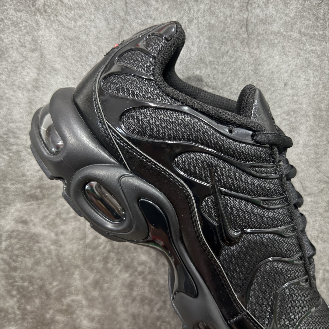  
Nike Air Max Plus TN气垫系列跑鞋
全新一比一高端版本 
真正的市场T1品质 更多