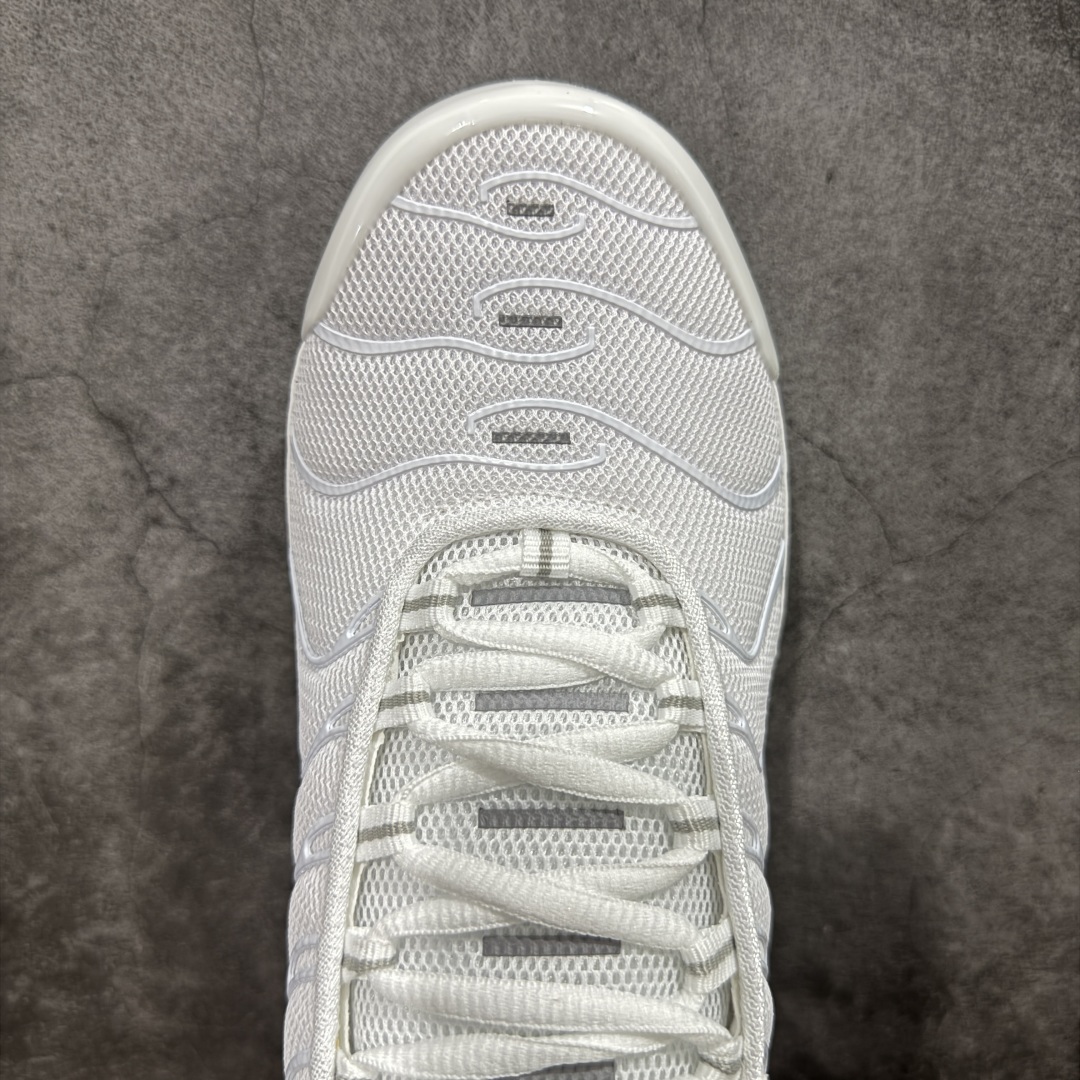  
Nike Air Max Plus TN气垫系列跑鞋
全新一比一高端版本 
真正的市场T1品质 更多