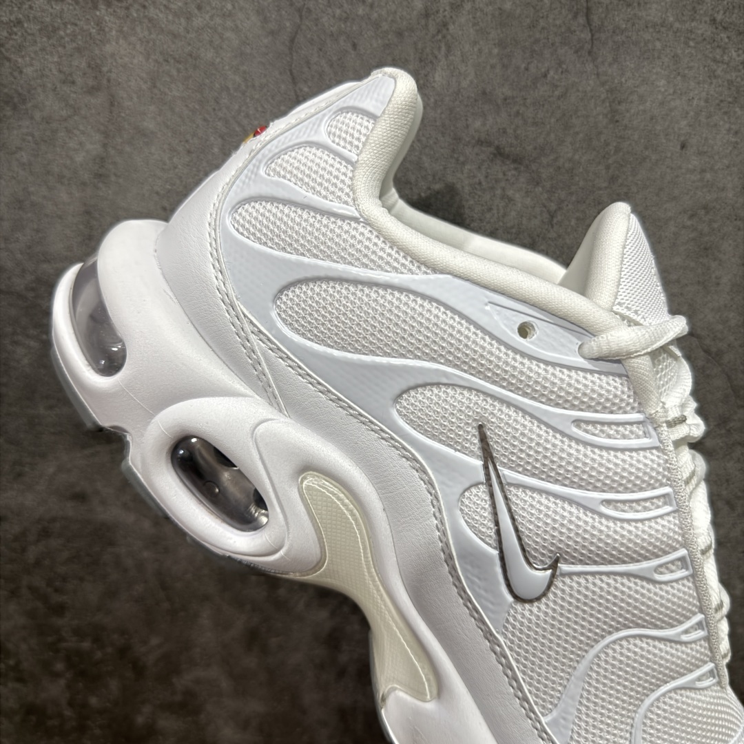  
Nike Air Max Plus TN气垫系列跑鞋
全新一比一高端版本 
真正的市场T1品质 更多