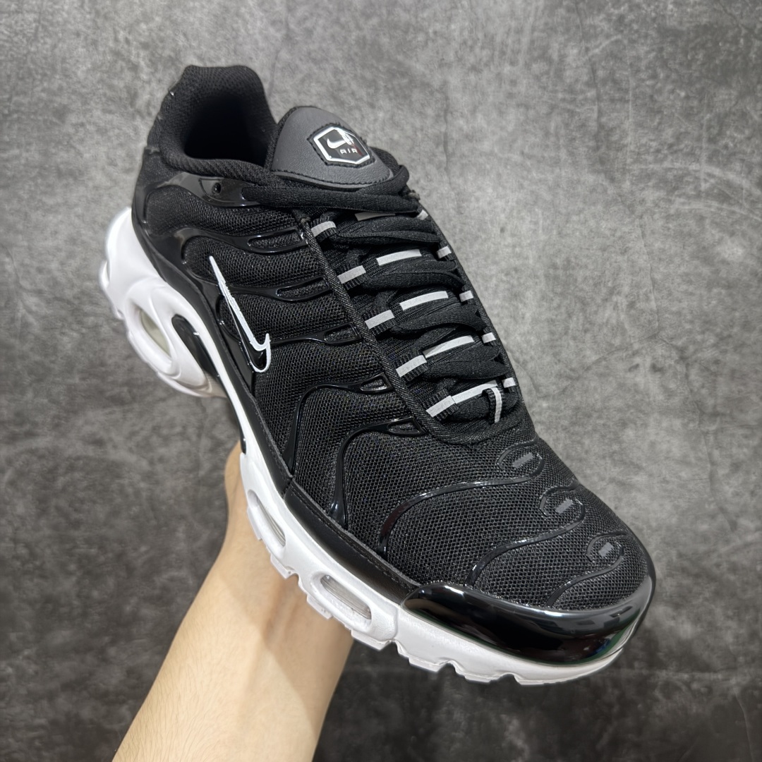  
Nike Air Max Plus TN气垫系列跑鞋
全新一比一高端版本 
真正的市场T1品质 更多