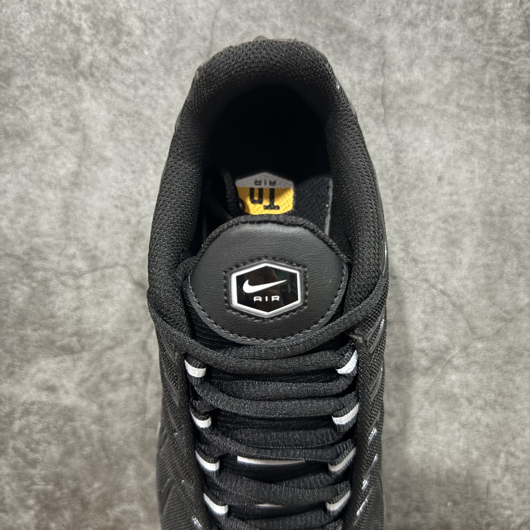  
Nike Air Max Plus TN气垫系列跑鞋
全新一比一高端版本 
真正的市场T1品质 更多