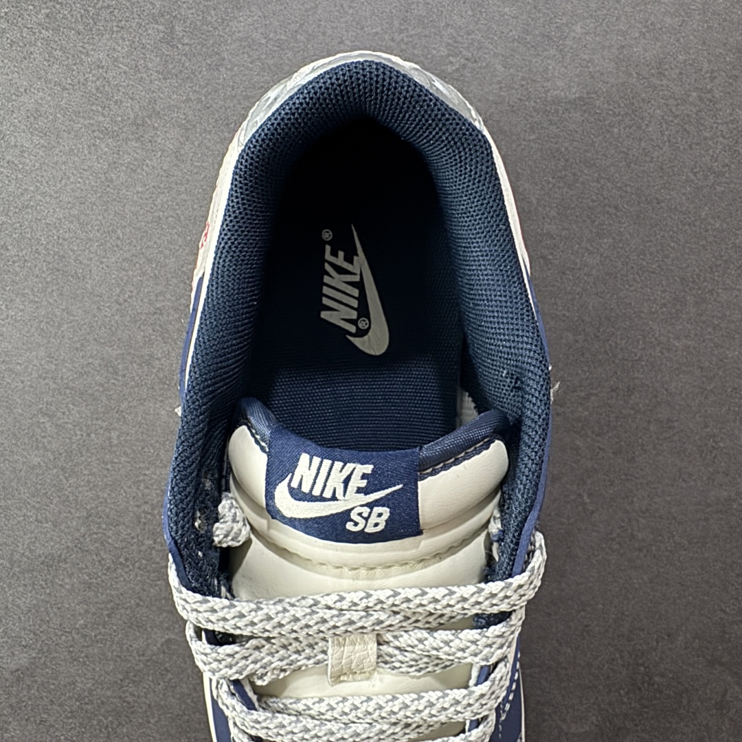 定制版Nike SB Dunk Low“蓝红白国际棋盘格勾” 高端定制 低帮休闲板鞋  XF8698-209