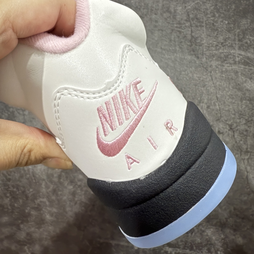 图片[2]-【纯原F版】Air Jordan 5 \” Medium Soft Pink \” AJ5乔5 文化篮球鞋白粉 HQ7978-102 纯原大厂出品 原楦原纸板 原厂材料开发 细节把控到位 主供外贸客户 打造完美鞋型 纸板中底 钢印 完美版型 公司货既视感 皮料自行品鉴 区别市面各种\”伪纯原\” 尺码：36 36.5 37.5 38 38.5 39 40 40.5 41 42 42.5 43 44 44.5 45 46 47.5-选品中心