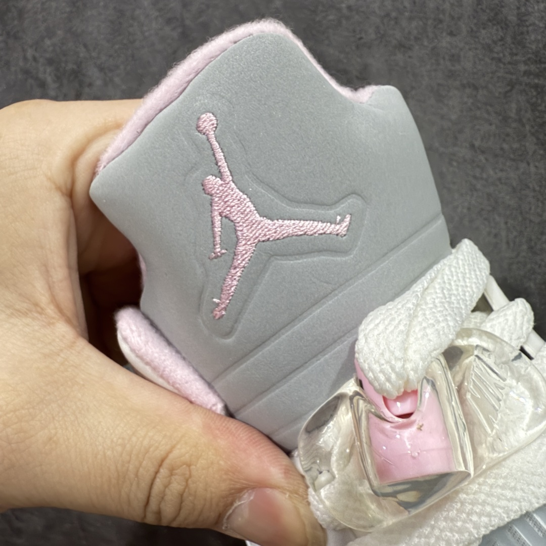 图片[5]-【纯原F版】Air Jordan 5 \” Medium Soft Pink \” AJ5乔5 文化篮球鞋白粉 HQ7978-102 纯原大厂出品 原楦原纸板 原厂材料开发 细节把控到位 主供外贸客户 打造完美鞋型 纸板中底 钢印 完美版型 公司货既视感 皮料自行品鉴 区别市面各种\”伪纯原\” 尺码：36 36.5 37.5 38 38.5 39 40 40.5 41 42 42.5 43 44 44.5 45 46 47.5-选品中心