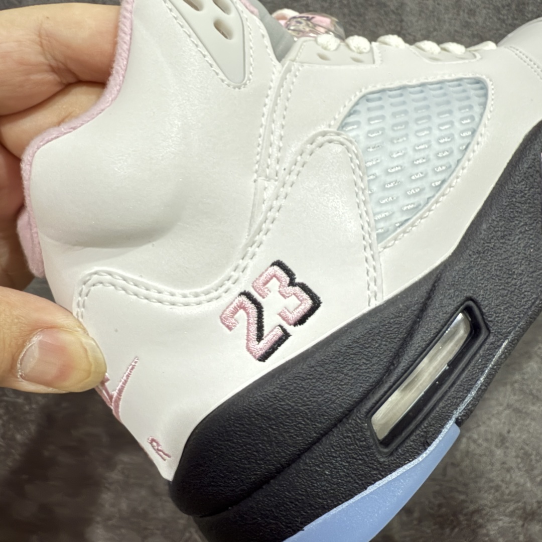 图片[3]-【纯原F版】Air Jordan 5 \” Medium Soft Pink \” AJ5乔5 文化篮球鞋白粉 HQ7978-102 纯原大厂出品 原楦原纸板 原厂材料开发 细节把控到位 主供外贸客户 打造完美鞋型 纸板中底 钢印 完美版型 公司货既视感 皮料自行品鉴 区别市面各种\”伪纯原\” 尺码：36 36.5 37.5 38 38.5 39 40 40.5 41 42 42.5 43 44 44.5 45 46 47.5-选品中心