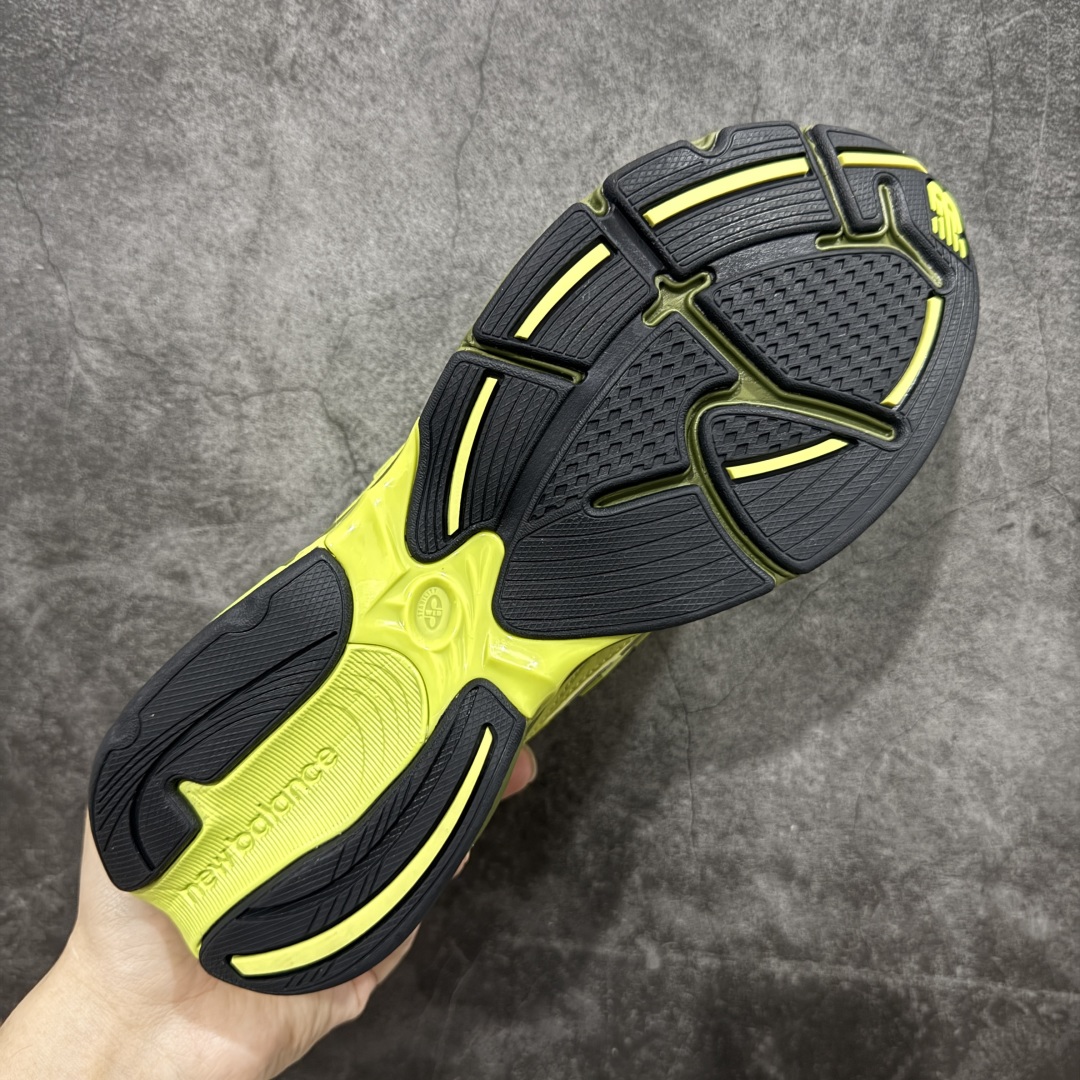  
【纯原c版】New Balance M2010系列 新百伦 复古老爹风网布跑步休闲运动鞋
新百伦经典