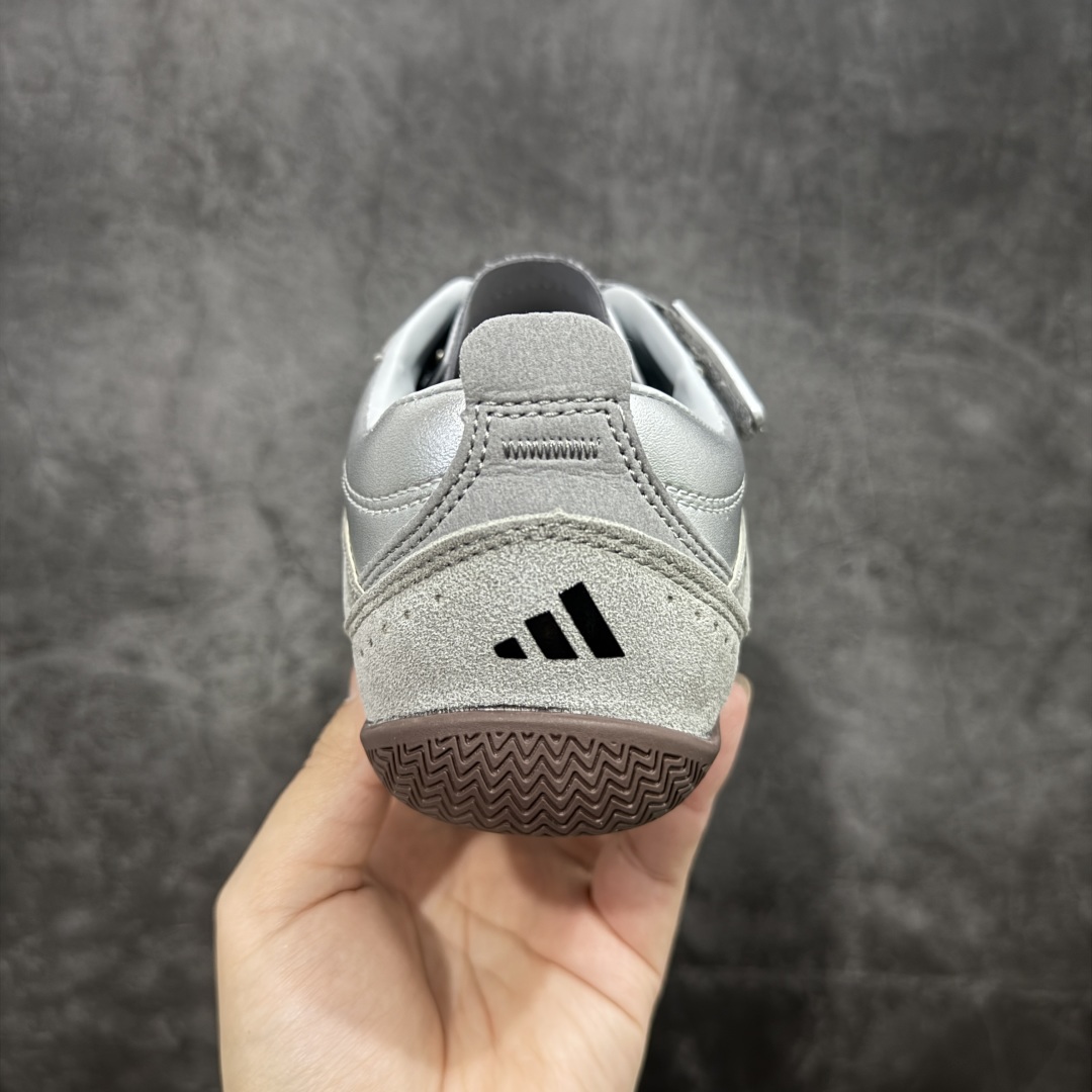 adidFOS URBAN REVERIE 舒适百搭 耐磨 低帮 生活休闲鞋 舒适百搭 耐磨低帮 阿迪达斯 生活休闲鞋 JQ9392