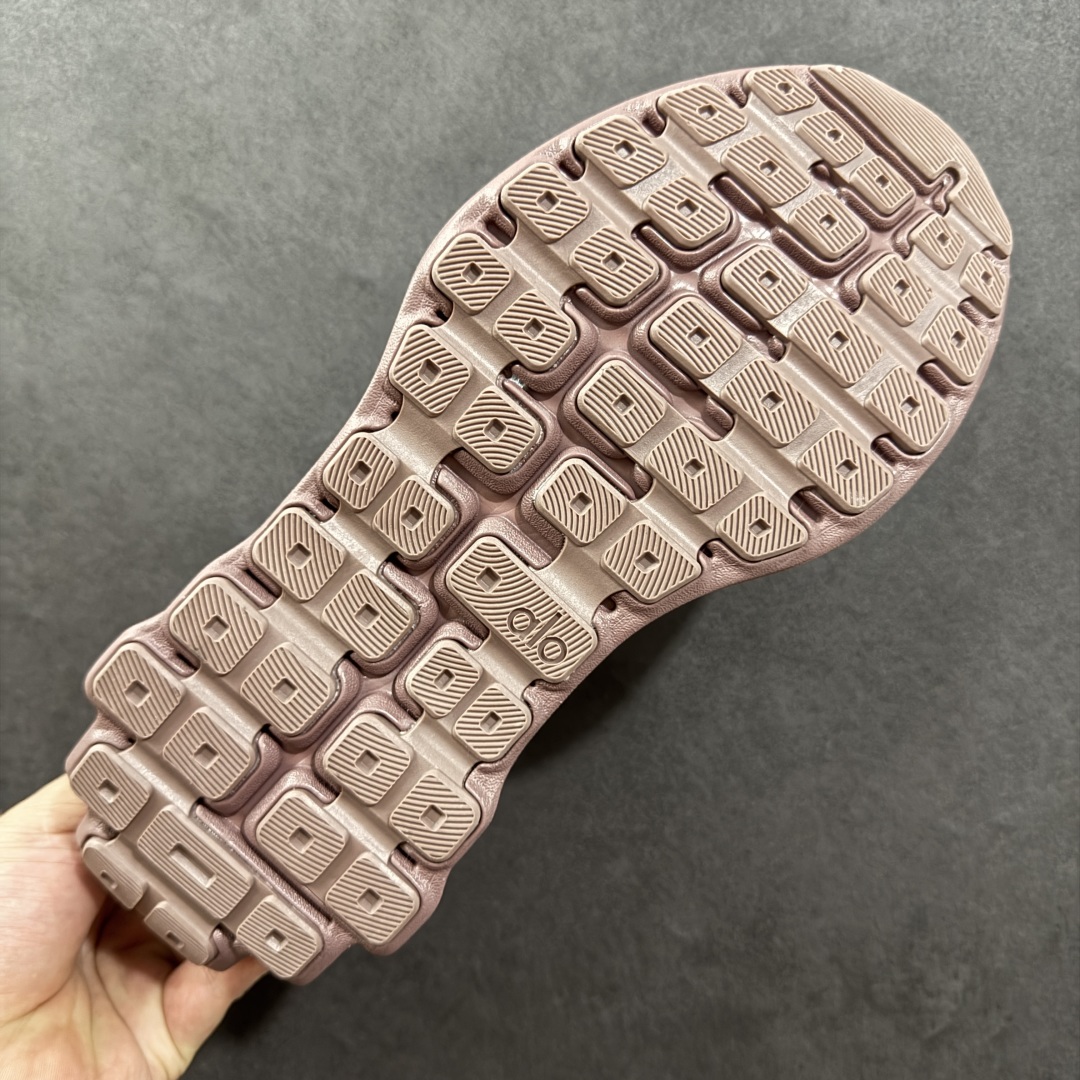 图片[9]-【PK版本】Alo Runner Mode96 明星同款 常青款增高低帮休闲运动鞋   超完美性价比 价格一步到位 超高品质 完美版型 清洁度超高 大厂采购原材料 多处细节一步到位 全新轻量EVA发泡缓震中底， 外置特殊防滑耐磨橡胶大底 厚度4cm增高效果 随意搭配的都好看的鞋子 尺码：36-45-选品中心