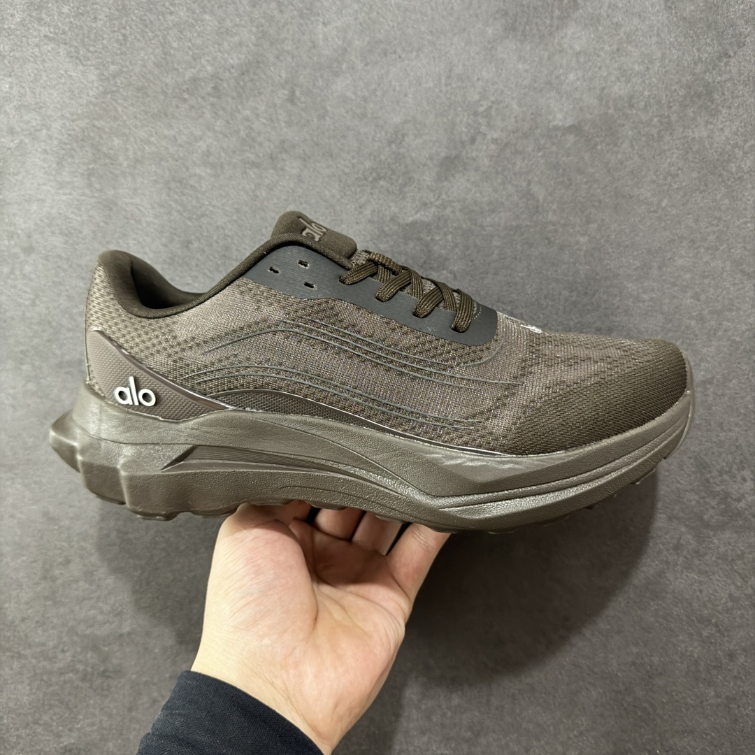 【PK版本】Alo Runner Mode96 明星同款 常青款增高低帮休闲运动鞋   超完美性价比 价格一步到位 超高品质 完美版型 清洁度超高 大厂采购原材料 多处细节一步到位 全新轻量EVA发泡缓震中底, 外置特殊防滑耐磨橡胶大底 厚度4cm增高效果 随意搭配的都好看的鞋子 尺码:36-45-选品中心