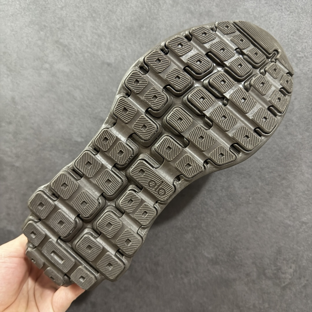 图片[9]-【PK版本】Alo Runner Mode96 明星同款 常青款增高低帮休闲运动鞋   超完美性价比 价格一步到位 超高品质 完美版型 清洁度超高 大厂采购原材料 多处细节一步到位 全新轻量EVA发泡缓震中底， 外置特殊防滑耐磨橡胶大底 厚度4cm增高效果 随意搭配的都好看的鞋子 尺码：36-45-选品中心