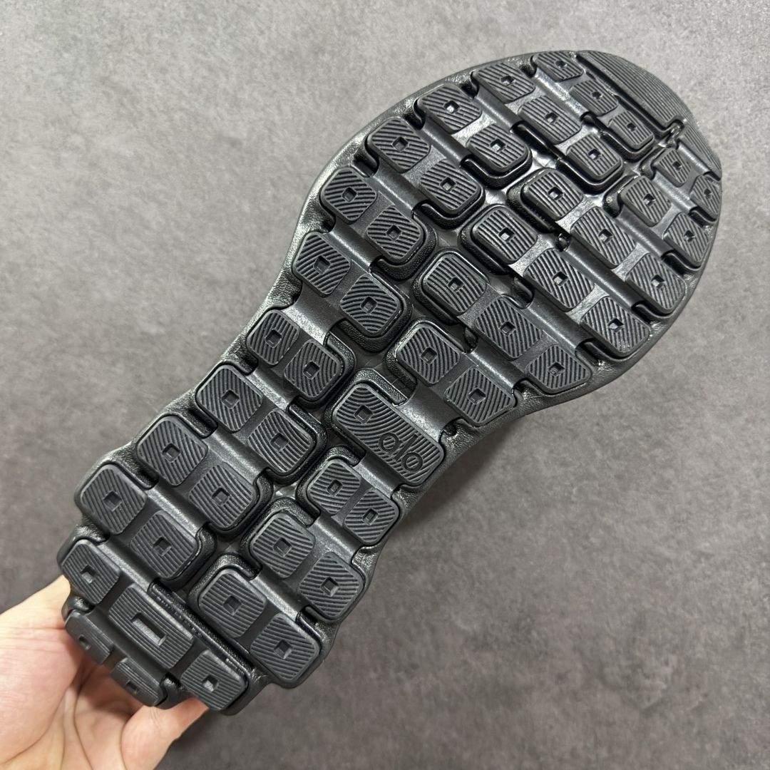 图片[9]-【PK版本】Alo Runner Mode96 明星同款 常青款增高低帮休闲运动鞋   超完美性价比 价格一步到位 超高品质 完美版型 清洁度超高 大厂采购原材料 多处细节一步到位 全新轻量EVA发泡缓震中底， 外置特殊防滑耐磨橡胶大底 厚度4cm增高效果 随意搭配的都好看的鞋子 尺码：36-45-选品中心