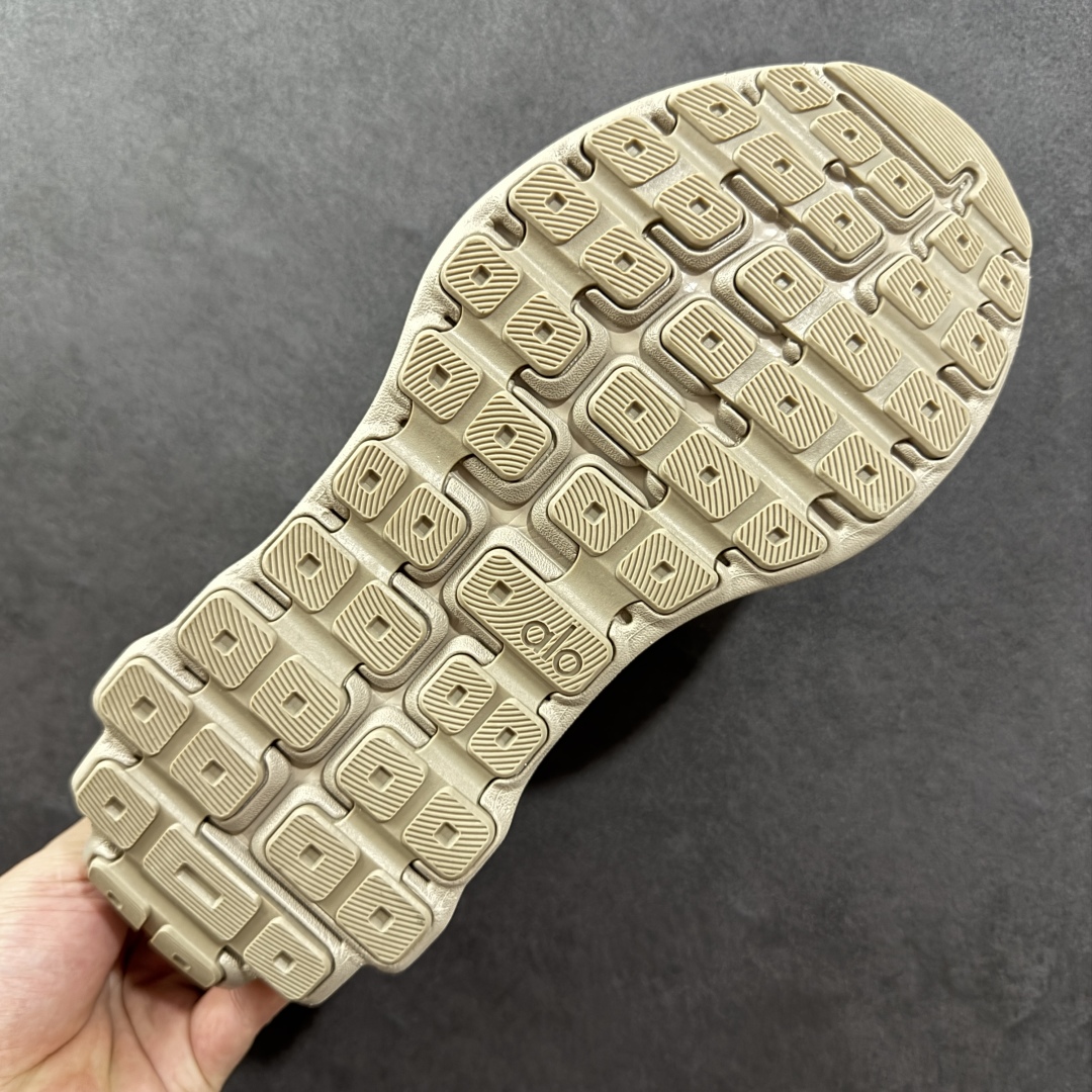 图片[9]-【PK版本】Alo Runner Mode96 明星同款 常青款增高低帮休闲运动鞋   超完美性价比 价格一步到位 超高品质 完美版型 清洁度超高 大厂采购原材料 多处细节一步到位 全新轻量EVA发泡缓震中底， 外置特殊防滑耐磨橡胶大底 厚度4cm增高效果 随意搭配的都好看的鞋子 尺码：36-45-选品中心