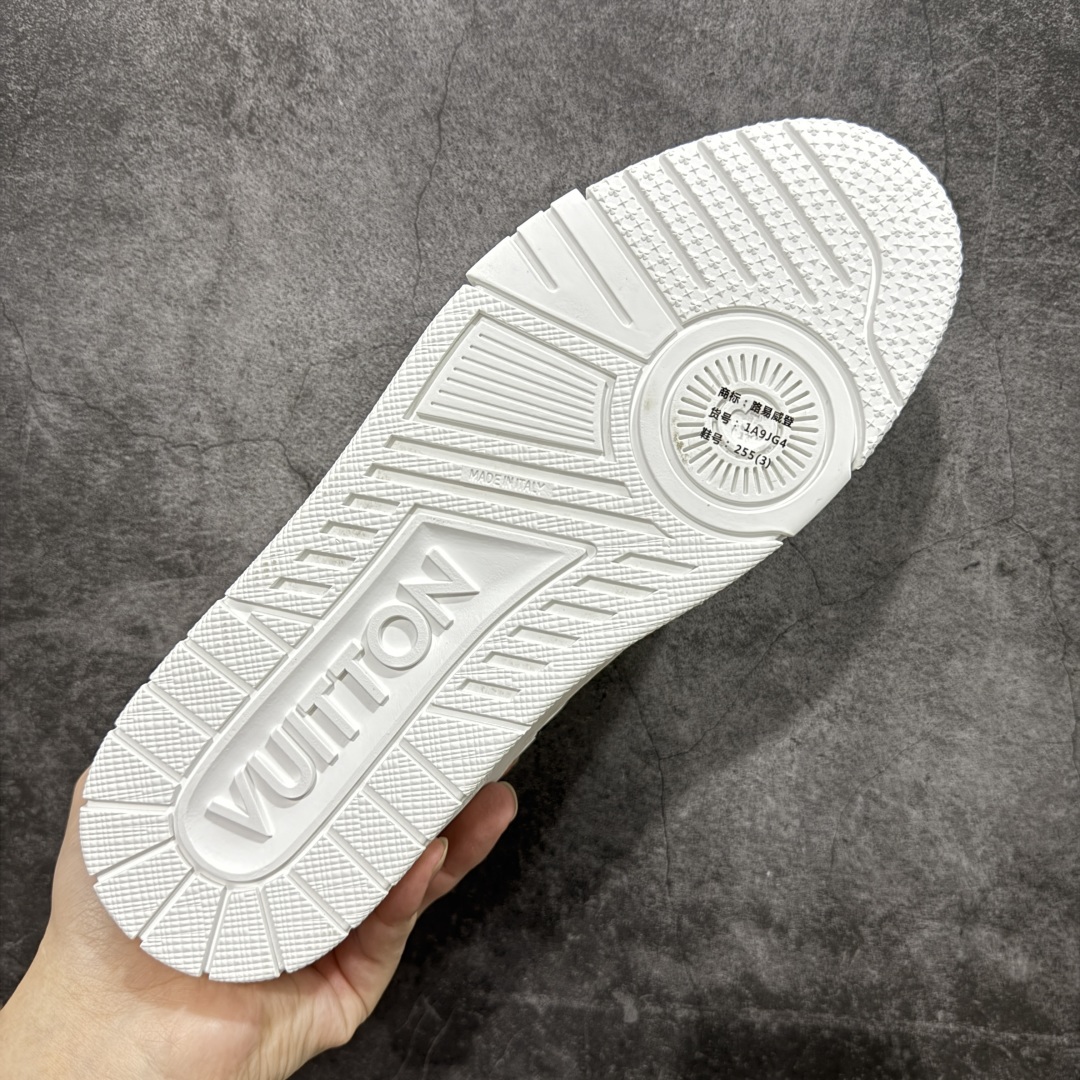 专柜版/海淘代购版 现货当天可取 LV Trainer系列高奢运动鞋 x Nigo 联名白色