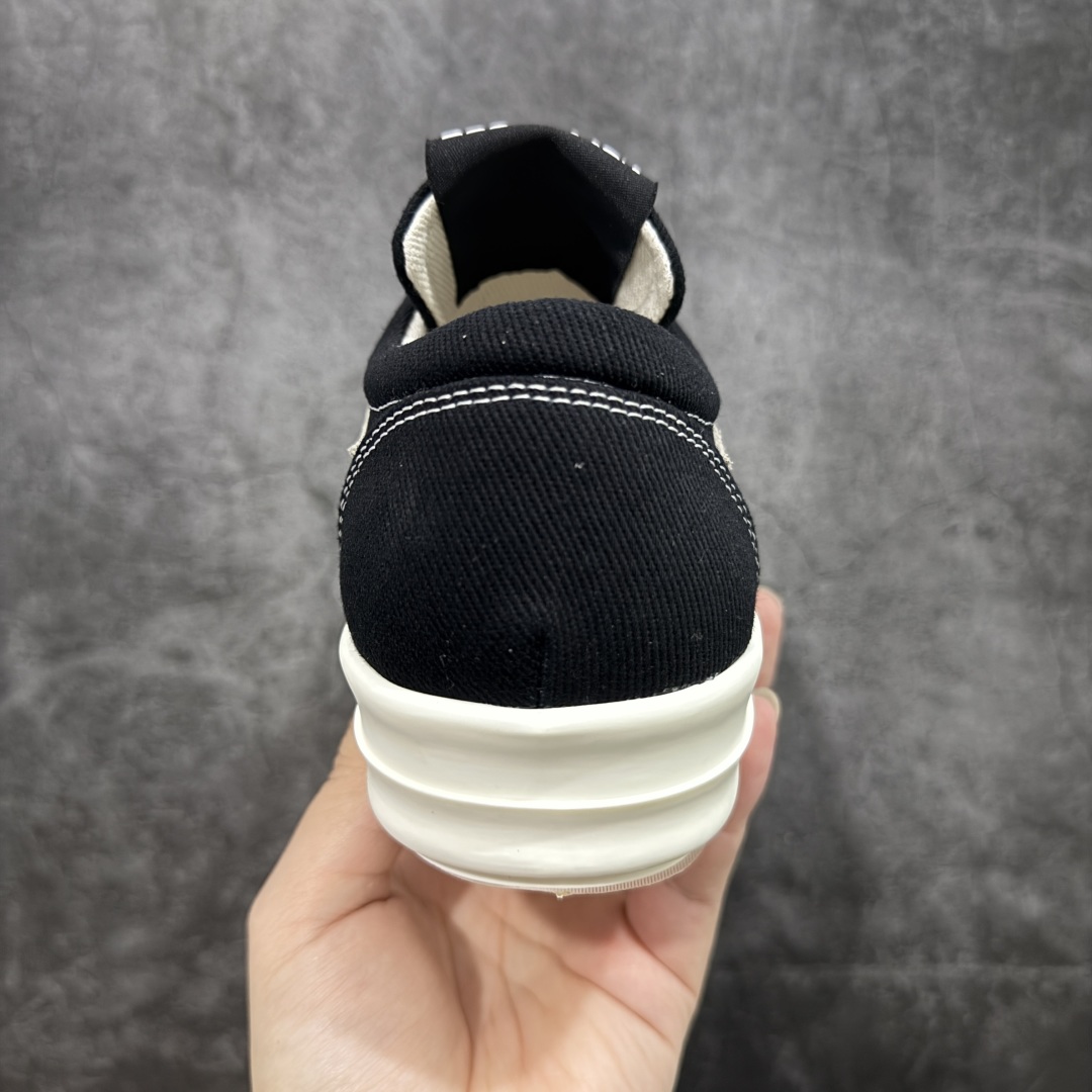 图片[4]-【莞产G版】Rickowens 瑞克 欧文斯 RO低帮高街休闲板鞋 原鞋开发 独家私模大底 定制布料 针车间距都是极致还原 一比一规格礼盒装 重达3斤以上 外加定制欧文斯保护盒 全套包装及配件 高端零售专供品质 区别市场货 纯手工打造 每一只都是独一无二 有手工质感的味道 进口小牛内里 牛皮鞋垫 手工车线 尺码：36 37 38 39 40 41 42 43 44 45 46-选品中心