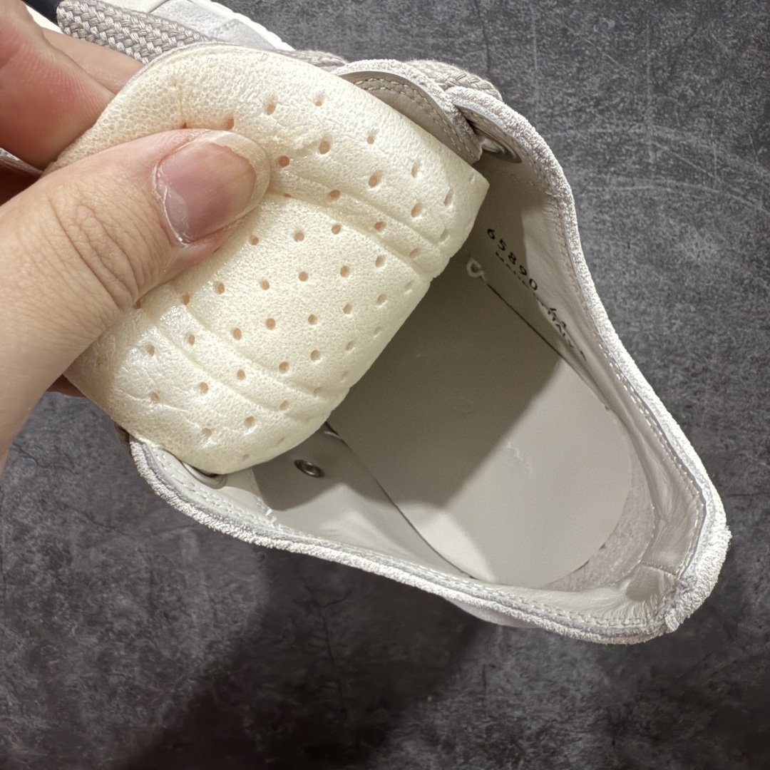 图片[9]-【莞产G版】Rickowens 瑞克 欧文斯 RO低帮麂皮粗绑带高街休闲板鞋 原鞋开发 独家私模大底 定制反绒牛皮 针车间距都是极致还原 一比一规格礼盒装 重达3斤以上 外加定制欧文斯保护盒 全套包装及配件 高端零售专供品质 区别市场货 纯手工打造 每一只都是独一无二 有手工质感的味道 进口小牛内里 牛皮鞋垫 手工车线 尺码：36 37 38 39 40 41 42 43 44 45 46-选品中心