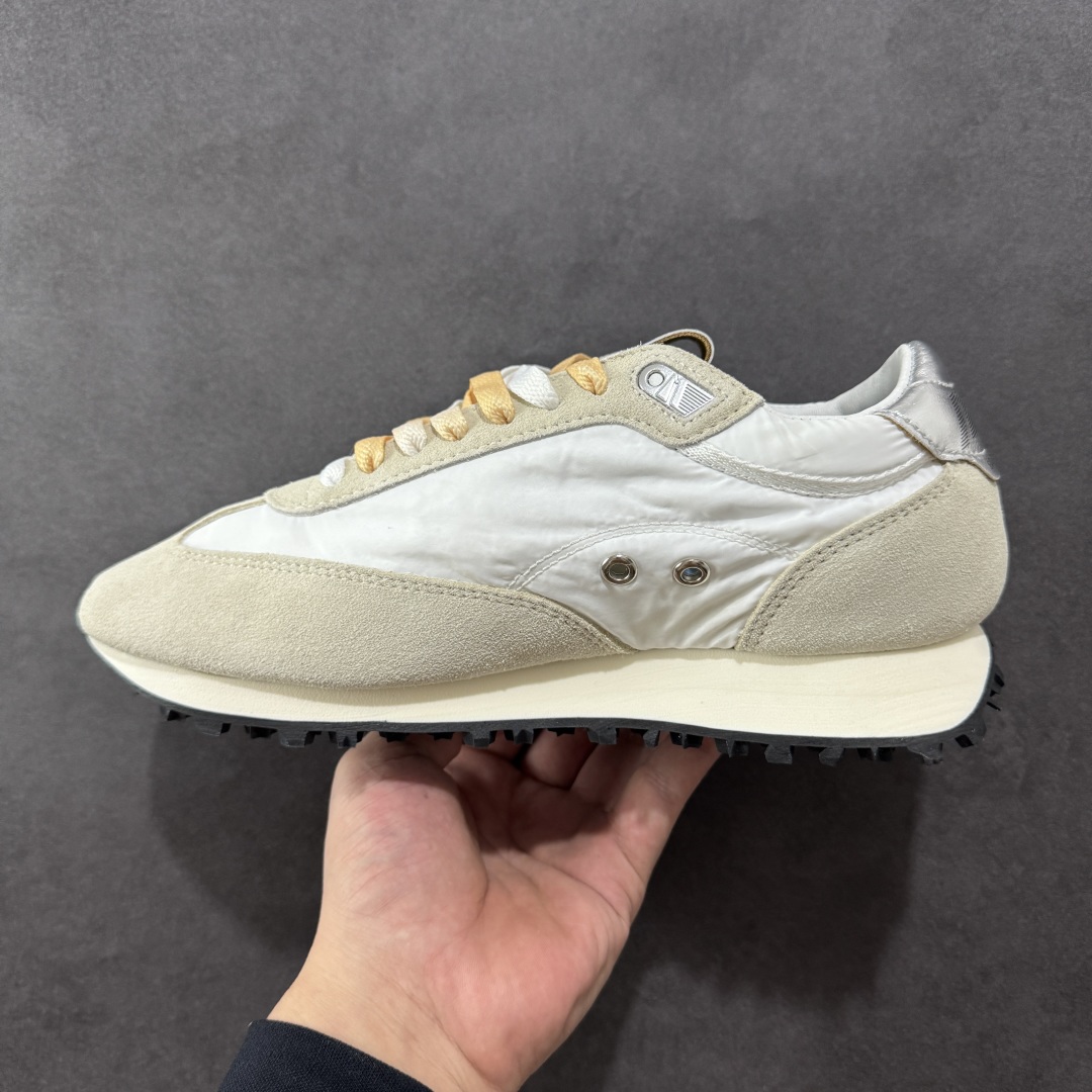 图片[2]-【PZ版本】意大利时装品牌GGDB/Golden Goose Marathon Trimmed sneakers 马拉松系列低帮华夫复古百搭休闲运动慢跑鞋 原装级别 男女鞋配置防尘包装物及配件 原楦原纸版数据开发版型 采用翻毛皮组合复合牛津布鞋面材质 中底嵌入打磨EVA缓震切片 外置防滑耐磨橡胶大底❗ 尺码： 36 37 38 39 40 41 42 43 44 45-选品中心